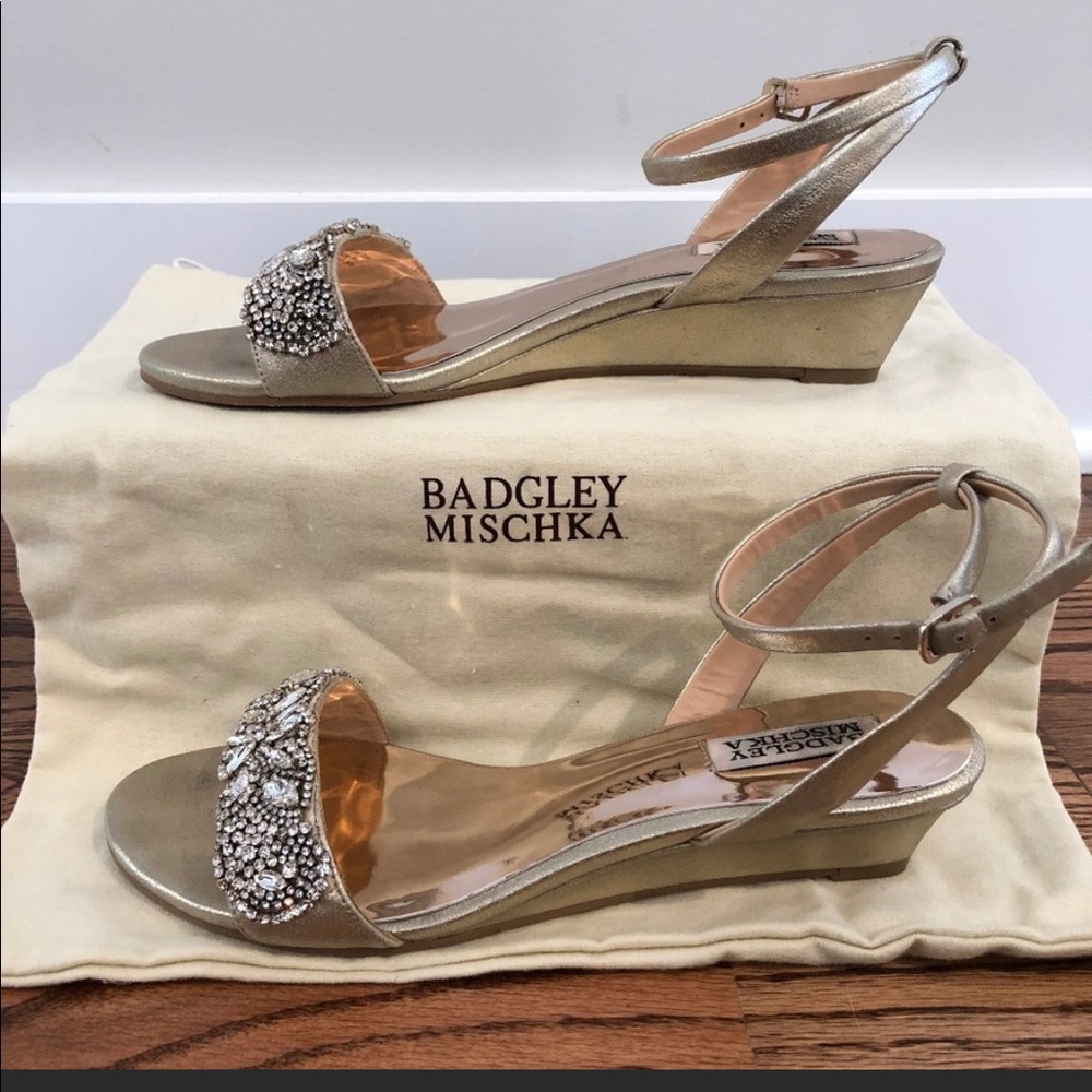 Badgley Mischka Hatch Wedge Sandal